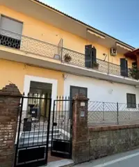 Rif.db-400 app.to in zona centrale Rif.db-400 app.to in zona centrale