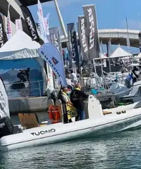 Gommone Tuono Pro 75 con motore Suzuki DF 250 AP