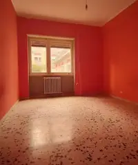 Appartamento di ampia metratura in Via M. Grappa