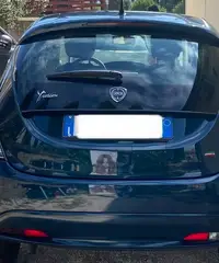 Ypsilon 1.2 69 CV 5 porte km50mila NEOPATENTATI