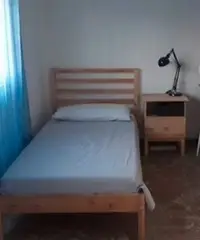 Camera singola per ragazza