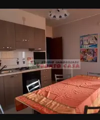 VIA SALEMI - 2° piano, 4 vani+acc+2 posti auto