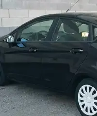 Ford Fiesta 1.2 BENZINA GPL 2012 TRATTABILE