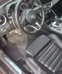 Alfa romeo giulia 190cv at8 sprint