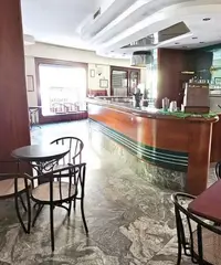 Via Pitz'E Serra: Locale commerciale di 144 mq