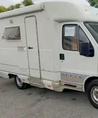 Camper elnagh sleek 540 da ripristinare