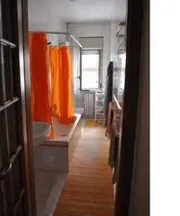 Stanza fitto Fuorigrotta Via Consalvo Studentesse