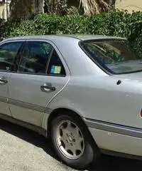 MERCEDES C180 ELEGANCE INTERA, OTTIMA ANCHE PER PEZZI DI RIC MERCEDES C180 ELEGANCE INTERA, OTTIMA ANCHE PER PEZZI DI RIC