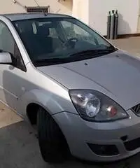 Ford Fiesta 1.2 16V 3p. Titanium Ford Fiesta 1.2 16V 3p. Titanium