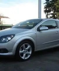 OPEL ASTRA GTC 1.6 GPL COSMO 105CV 2006 OPEL ASTRA GTC 1.6 GPL COSMO 105CV 2006
