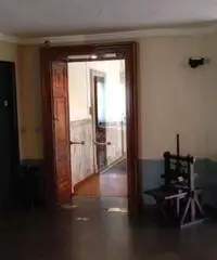 Stanza uso uffici cablati reception condivisa Stanza uso uffici cablati reception condivisa