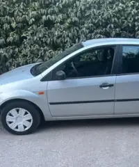 Ford Fiesta 1.4 TDCi 5p. Ghia