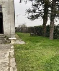 Villa stile Liberty del 1900 indipendente con giardino Alseno  (PC)