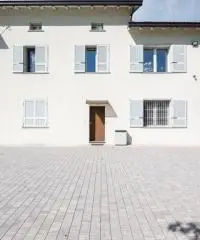 Villa Bifamiliare con giardino 5000 mq a Fidenza