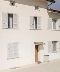 Villa Bifamiliare con giardino 5000 mq a Fidenza