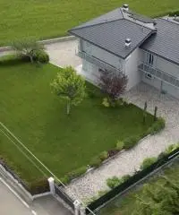 Villa Bifamiliare con giardino in collina con vista panoramica