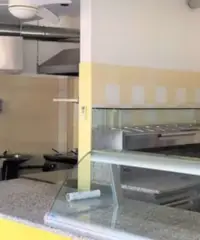 Negozio e attività di pizzeria al trancio