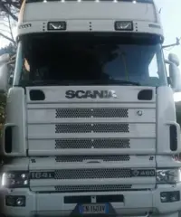 Trattore stradale