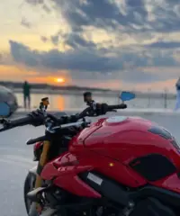 Ducati Streetfighter V4 - 2023