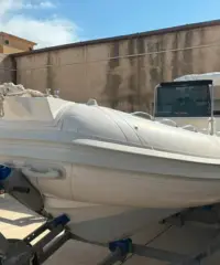 Gommone Trident 5,30 + Yamaha 40/60