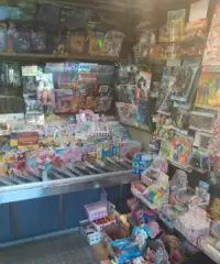 Chiosco ex-edicola per attività commerciale