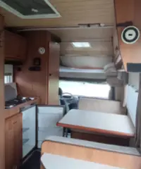 Camper compatto da 5,56mt