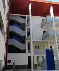 Locali commerciali in pieno centro Locali commerciali in pieno centro