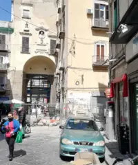 Negozio porta san Gennaro