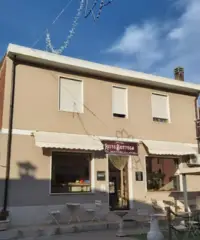 Locale commerciale