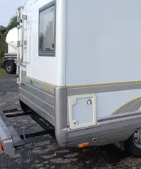 Camper semintegrale LAIKA ecovip 7r 2.8 diesel Camper semintegrale LAIKA ecovip 7r 2.8 diesel