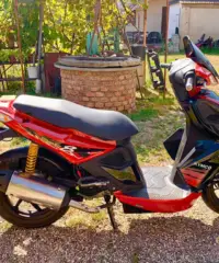 Kymco Super 8