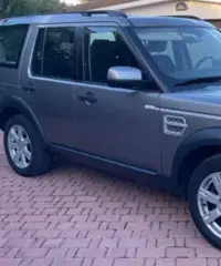 LAND ROVER Discovery 4ª serie - 2013