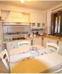 Appartamento in Vendita di 130mq - Lucca Appartamento in Vendita di 130mq - Lucca