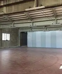 Capannone a Novate Milanese Capannone a Novate Milanese