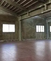 Capannone a Novate Milanese Capannone a Novate Milanese