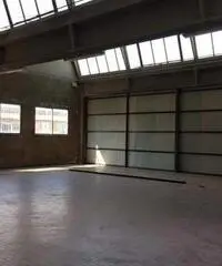 Capannone a Novate Milanese Capannone a Novate Milanese