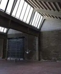 Capannone a Novate Milanese Capannone a Novate Milanese