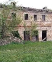 Rustico in Vendita a 75.000€ - Belvedere Ostrense Rustico in Vendita a 75.000€ - Belvedere Ostrense