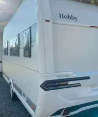 Caravan Hobby 460 SFF DE LUXE in PRONTA CONSEGNA