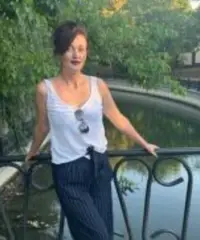 Sono qui per trovare lui