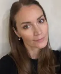 Lei cerca lui, una relazione seria Lei cerca lui, una relazione seria