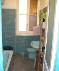 2 camere singole a studentesse vicino S.Martino 2 camere singole a studentesse vicino S.Martino