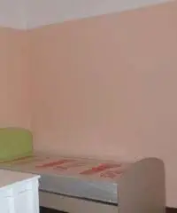 2 stanze per ragazza in centro