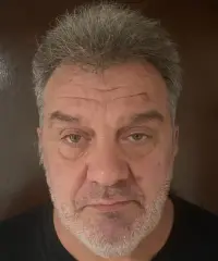 Muratore con 35 anni di esperienza