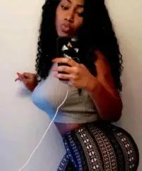 PUOI SODDISFARE UNA DONNA DI 29 ANNI IN UNA RELAZIONE?