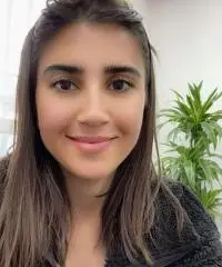 Donna single e matura in cerca di una relazione seria