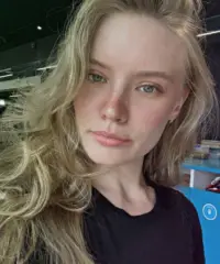 Un uomo affidabile con serie intenzioni