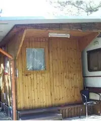 Roulotte con annessa casetta in legno - Macerata Roulotte con annessa casetta in legno - Macerata