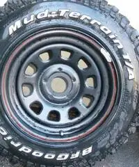Treno Gomme + cerchi 4x4 - Torino Treno Gomme + cerchi 4x4 - Torino