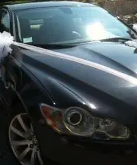 Nolo matrimonio Jaguar Xf eventi Puglia - Bari Nolo matrimonio Jaguar Xf eventi Puglia - Bari